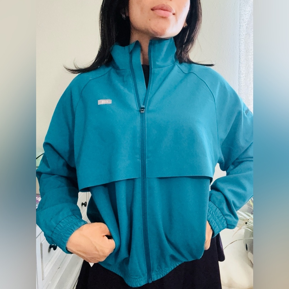 Figs Sydney jacket